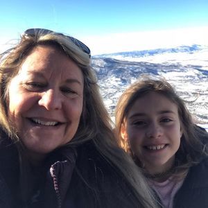 Meet your Posher, Cynthia